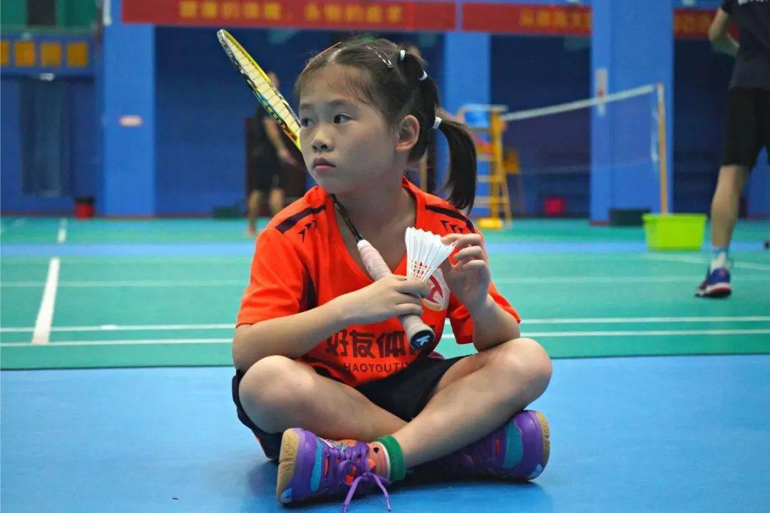 2023年“谁是球王”海南省民间羽毛球赛白沙收官，下周末乒乓球赛接力而来