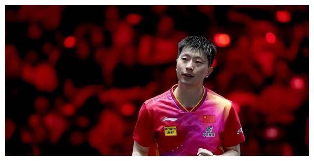 奥运羽毛球赛：国乒名将陈梦惊现暗礁，竟与韩国选手大秀激辩。